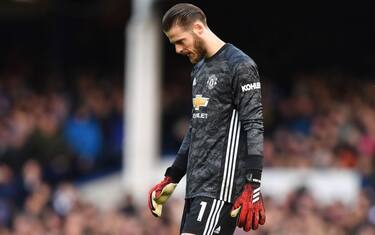 De Gea, che pasticcio sul rinvio! Gol da ridere