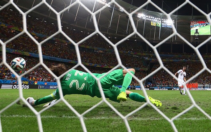 Mondiali 2014, il rigore parato da Krul a Ruiz in Olanda-Costa Rica