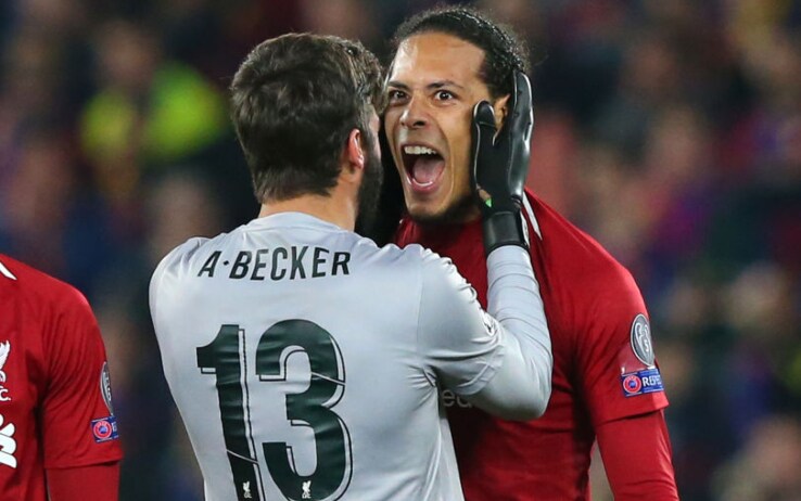 Alisson e Van Dijk esultano dopo la conquista della finale di Champions Alisson e Van Dijk esultano dopo la conquista della finale di Champions
