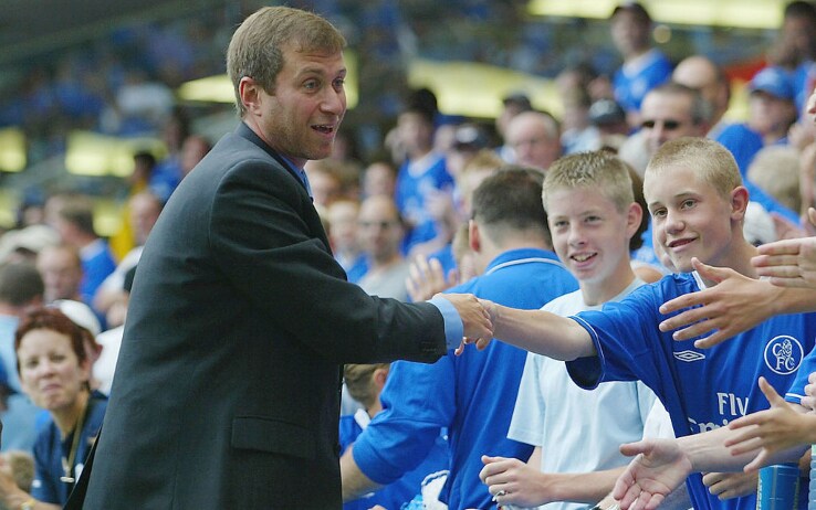 23 agosto 2003: la prima di Roman Abramovich a Stamford Bridge 23 agosto 2003: la prima di Roman Abramovich a Stamford Bridge