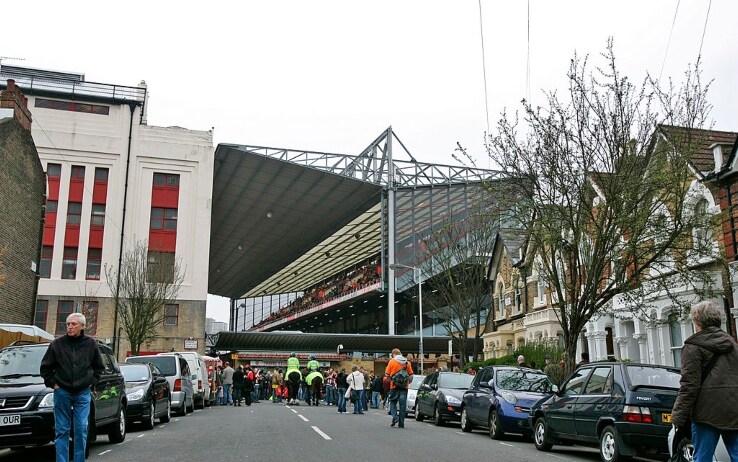 Lo stadio di Highbury tra le case dell'omonimo quartiere, nel nord di Londra