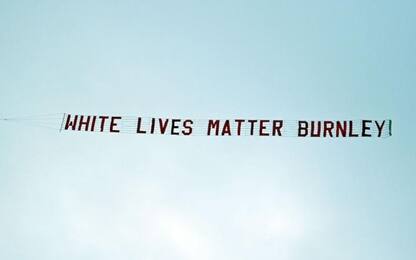 Aereo sullo stadio del City: "White Lives Matter"