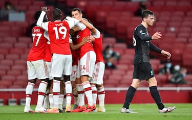 Colpo Arsenal col Liverpool, scatto Europa Spurs