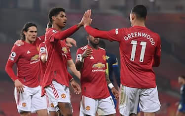 United esagerato: 9 gol ai Saints. Arsenal ko