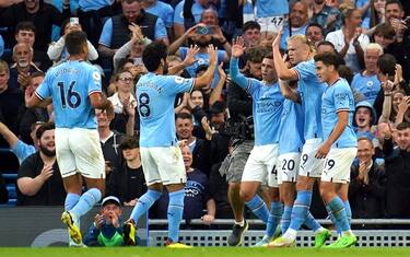 City forza sei con Haaland. Liverpool ok al 98'