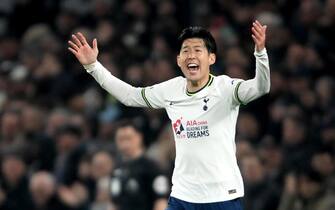 epa10595415 Son Heung-min of Tottenham celebrates after scoring the 2-2 during the English Premier League match between Tottenham Hotspur and Manchester United in London, Britain, 27 April 2023.  EPA/DANIEL HAMBURY EDITORIAL USE ONLY. No use with unauthorized audio, video, data, fixture lists, club/league logos or 'live' services. Online in-match use limited to 120 images, no video emulation. No use in betting, games or single club/league/player publications.