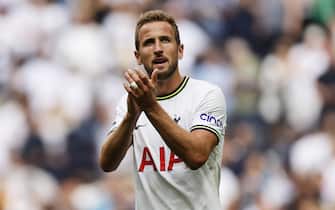 epa10130362 Harry Kane of Tottenham reacts after the English Premier League soccer match between Tottenham Hotspur and Wolverhampton Wanderers in London, Britain, 20 August 2022.  EPA/TOLGA AKMEN EDITORIAL USE ONLY. No use with unauthorized audio, video, data, fixture lists, club/league logos or 'live' services. Online in-match use limited to 120 images, no video emulation. No use in betting, games or single club/league/player publications