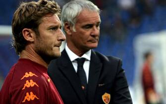 EuropaLeague 2009 / 2010 Basel - Roma ©Daniele Badolato - LaPresse
17/09/2009 Basilea
EuropaLeague 2009 / 2010 Basel vs. Roma
Nella foto Claudio Ranieri e Francesco Totti
©Daniele Badolato - LaPresse
17/09/2009 Basel
EuropaLeague 2009 / 2010 Basel versus Roma
In the picture Claudio Ranieri and Francesco Totti
