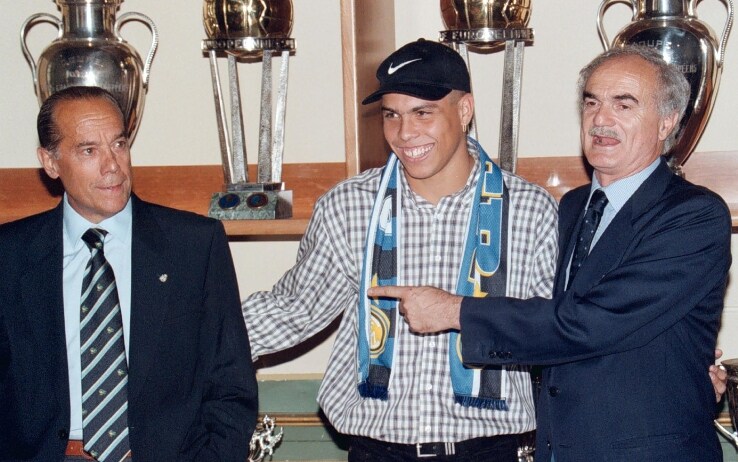 Il giorno della presentazione ufficiale di Ronaldo all'Inter Ronaldo