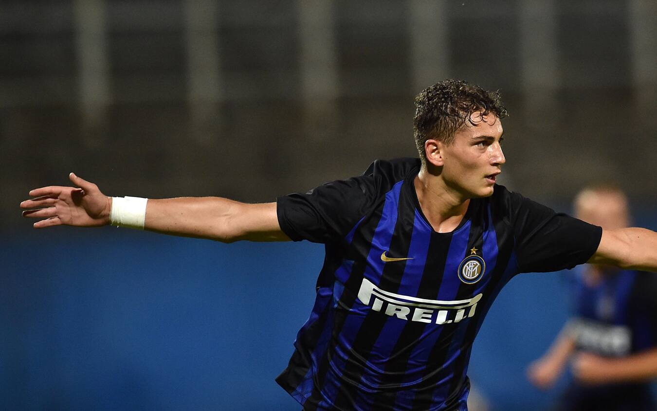Sebastiano Esposito, chi è l'attaccante dell'Inter che Conte lancerà al