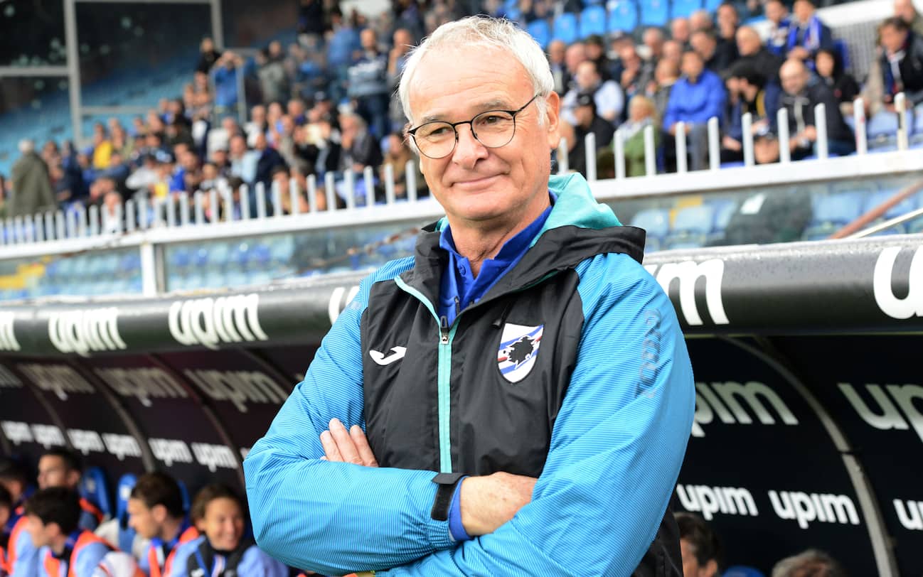 1177185950 GENOA, ITALY - OCTOBER 20: Claudio Ranieri head coach of UC Sampdoria Team and Paulo Fonseca head coach of AS Roma during the Serie A match between UC Sampdoria and AS Roma at Stadio Luigi Ferraris on October 20, 2019 in Genoa, Italy. (Photo by Paolo Rattini/Getty Images)