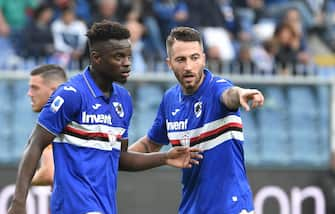 GENOA, ITALY - OCTOBER 20: Andrea Bertolacci and Ronaldo Vieira of UC Sampdoria during the Serie A match between UC Sampdoria and AS Roma at Stadio Luigi Ferraris on October 20, 2019 in Genoa, Italy. (Photo by Paolo Rattini/Getty Images)