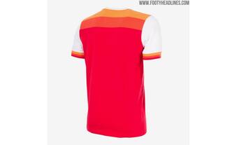 La maglia della Roma 2020-2021 secondo le indiscrezioni di Footyheadlines