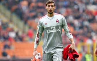 Milan - Sassuolo Foto LaPresse - Spada
25 ottobre 2015 Milano ( Italia)
Sport Calcio
Milan - Sassuolo
Campionato di Calcio Serie A TIM 2015 2016 - " Stadio San Siro "
Nella foto: donnarumma
Photo LaPresse - Spada
25 October 2015 Milan ( Italy)
Sport Soccer
Milan - Sassuolo
Italian Football Championship League A TIM 2015 2016 - " San Siro Stadium "
In the pic: donnarumma