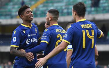 Il Verona vola, Brescia ko. Colpo Udinese a Genova