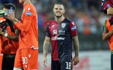 Cagliari perde Nandez: fuori almeno tre settimane