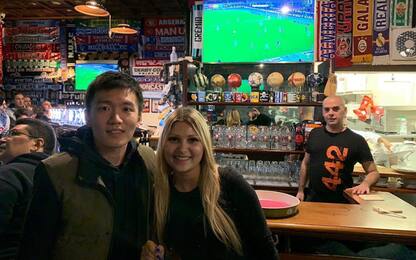Steven Zhang tra i tifosi al pub per Toro-Inter