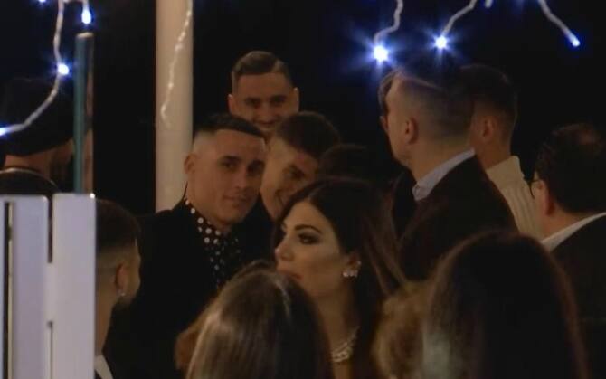 Napoli Le Foto Della Cena Di Natale Tra Wags E Look Stravaganti Sky Sport