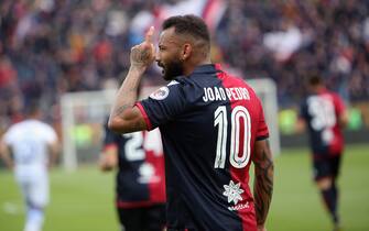 CAGLIARI, ITALY - APRIL 20: Joao Pedro of Cagliari celebrates his goal 1-0   during the Serie A match between Cagliari and Frosinone Calcio at Sardegna Arena on April 20, 2019 in Cagliari, Italy.  (Photo by Enrico Locci/Getty Images)