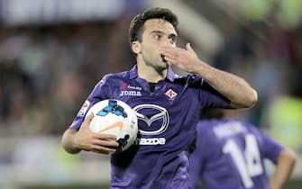 FLORENCE, ITALY - MAY 06: Giuseppe Rossi of ACF Fiorentina celebrates after scoring a goal during the Serie A match between ACF Fiorentina and US Sassuolo Calcio at Stadio Artemio Franchi on May 6, 2014 in Florence, Italy.  (Photo by Gabriele Maltinti/Getty Images)