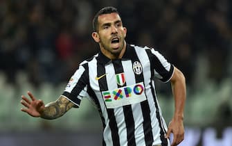 TURIN, ITALY - APRIL 29:  Carlos Tevez of Juventus FC celebrates a goal during the Serie A match between Juventus FC and ACF Fiorentina at Juventus Arena on April 29, 2015 in Turin, Italy.  (Photo by Valerio Pennicino/Getty Images)