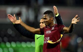 Metz' Senegalese forward Habib Diallo celebrates at the end of the French L1 football match between Metz (FCM) and Nantes (FCN) at Saint Symphorien stadium in Longeville-les-Metz, eastern France, on October 19, 2019. (Photo by JEAN-CHRISTOPHE VERHAEGEN / AFP) (Photo by JEAN-CHRISTOPHE VERHAEGEN/AFP via Getty Images)