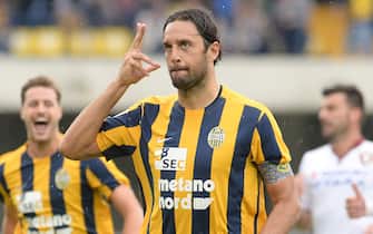 VERONA, ITALY - SEPTEMBER 13:  Luca Toni of Helas Verona celebrates after scoring his opening goal from the penalthy spot  during the Serie A match between Hellas Verona FC and Torino FC at Stadio Marc'Antonio Bentegodi on September 13, 2015 in Verona, Italy.  (Photo by Dino Panato/Getty Images)