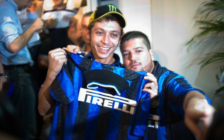 Rossi con la maglia dell'Inter nel 2010