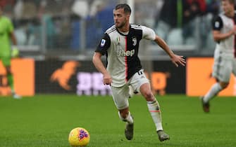 1185803036 TURIN, ITALY - DECEMBER 01: Miralem Pjanic of Juventus during the Serie A match between Juventus and US Sassuolo at Allianz Stadium on December 1, 2019 in Turin, Italy. (Photo by Chris Ricco/Getty Images)