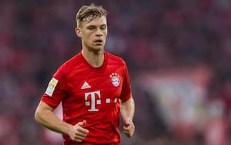 MUNICH, GERMANY - DECEMBER 21: (BILD ZEITUNG OUT) Joshua Kimmich of FC Bayern Muenchen looks on during the Bundesliga match between FC Bayern Muenchen and VfL Wolfsburg at Allianz Arena on December 21, 2019 in Munich, Germany. (Photo by TF-Images/Getty Images)