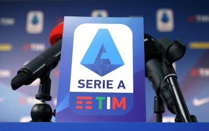 Serie A verso sospensione degli stipendi di marzo