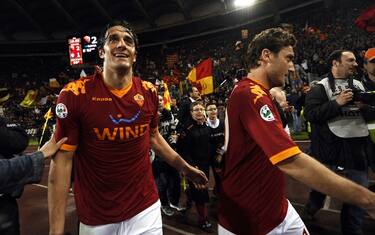 "Comprerai la Roma?". Gag social fra Totti e Toni