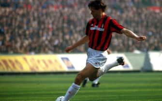 © Ravezzani/LaPresse
28-04-1989 Milano, Italia
Calcio
Nella foto: MARCO VAN BASTEN.