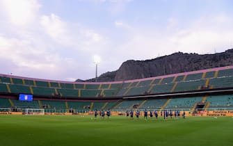 PALERMO, ITALY - SEPTEMBER 05:  A general view during a training session at Renzo Barbera Stadium on September 5, 2015 in Palermo, Italy.  (Photo by Claudio Villa/Getty Images)
