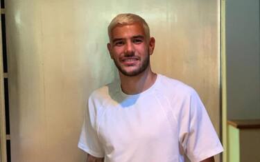 Hernandez si rifà il look: capelli biondi. FOTO