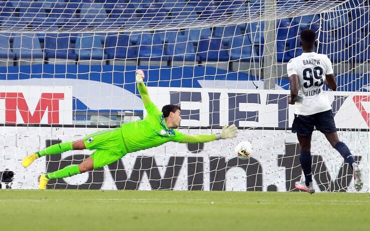 Il rigore segnato da Barrow contro la Sampdoria