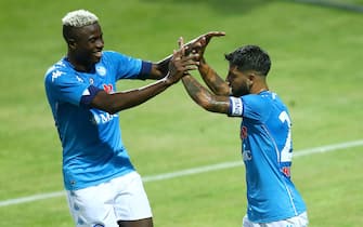 CASTEL DI SANGRO, ITALY - AUGUST 28: (BILD ZEITUNG OUT) Victor Osimhen of Napoli and Lorenzo Insigne of Napoli celebrate after scoring during the pre-season friendly match between SSC Napoli and LAquila Calcio at Stadio Comunale Teofilo Patini on August 28, 2020 in Castel di Sangro, Italy. (Photo by Matteo Ciambelli/DeFodi Images via Getty Images)