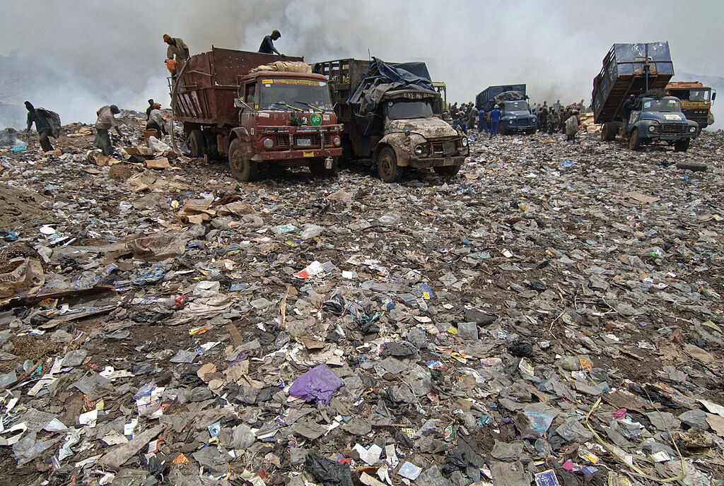 La discarica di Olusosun La discarica di Olusosun