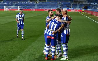 Luis Rioja of Deportivo Alaves celebrates after scoring the 1-0 with his teammates during the La Liga match between Deportivo Alaves v FC Barcelona played at Mendizorroza  Stadium on October 31, 2020 in Vitoria, Spain.(Photo by Ion Alcoba/PRESSINPHOTO)