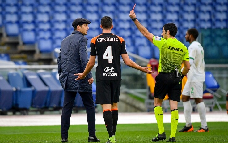 Fonseca espulso da Maresca per proteste subito dopo il fischio finale del primo tempo