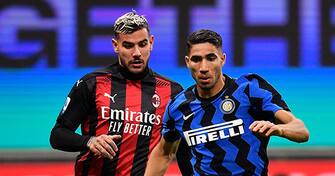 MILAN, ITALY - OCTOBER 17: (L-R) Theo Hernandez of AC Milan, Achraf Hakimi of Inter Milan  during the Italian Serie A   match between Internazionale v AC Milan at the San Siro on October 17, 2020 in Milan Italy (Photo by Mattia Ozbot/Soccrates/Getty Images)