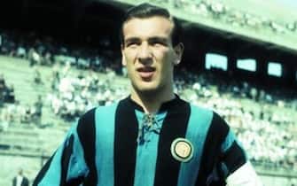 Antonio Valentín Angelillo, con la maglia dell'Inter, in una immagine tratta da Wikipedia.ANSA/WIKIPEDIA+++EDITORIAL USE ONLY - NO SALES+++