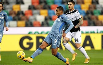 Atalanta’s Luis Muriel (L) scores the 1-1 goal during the Italian Serie A soccer match Udinese Calcio vs Atalanta BC at the Friuli - Dacia Arena stadium in Udine, Italy, 20 January 2021. ANSA/GABRIELE MENIS