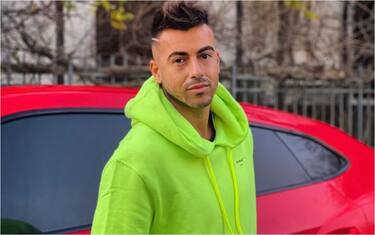 Tenta di rubargli l’auto, El Shaarawy lo blocca