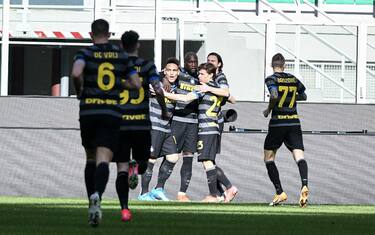 Inter inarrestabile, 3-0 anche al Genoa