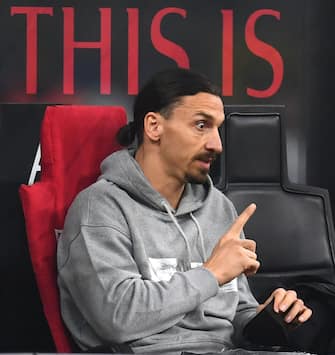 MILAN, ITALY - MARCH 03: Zlatan Ibrahimovic of AC Milan reacts before the Serie A match between AC Milan and Udinese Calcio at Stadio Giuseppe Meazza on March 03, 2021 in Milan, Italy. (Photo by Claudio Villa./Getty Images)