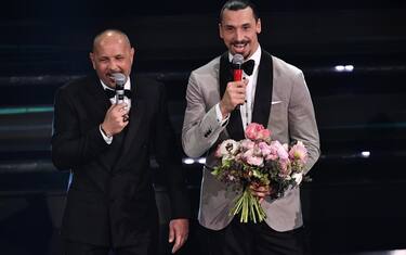 Ibra e Mihajlovic cantano a Sanremo. VIDEO
