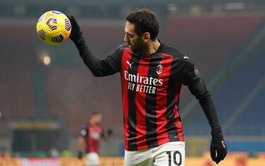 Assist da fermo, nessuno come Calhanoglu in A