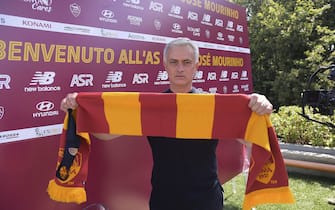 ROME, ITALY - JULY 02: AS Roma new coach Jose Mourinho acknowledges the fans at Centro Sportivo Fulvio Bernardini on July 02, 2021 in Rome, Italy. (Photo by Fabio Rossi/AS Roma via Getty Images)