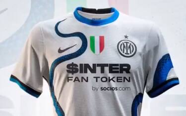 Inter, svelata la maglia da trasferta. FOTO